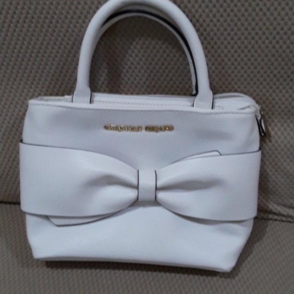 Christian Siriano Other - Christian Siriano Bow bag Christian Siriano Other - Christian Siriano Bow bag